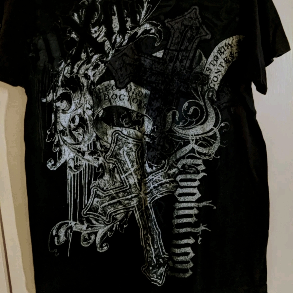 Mens T shirt